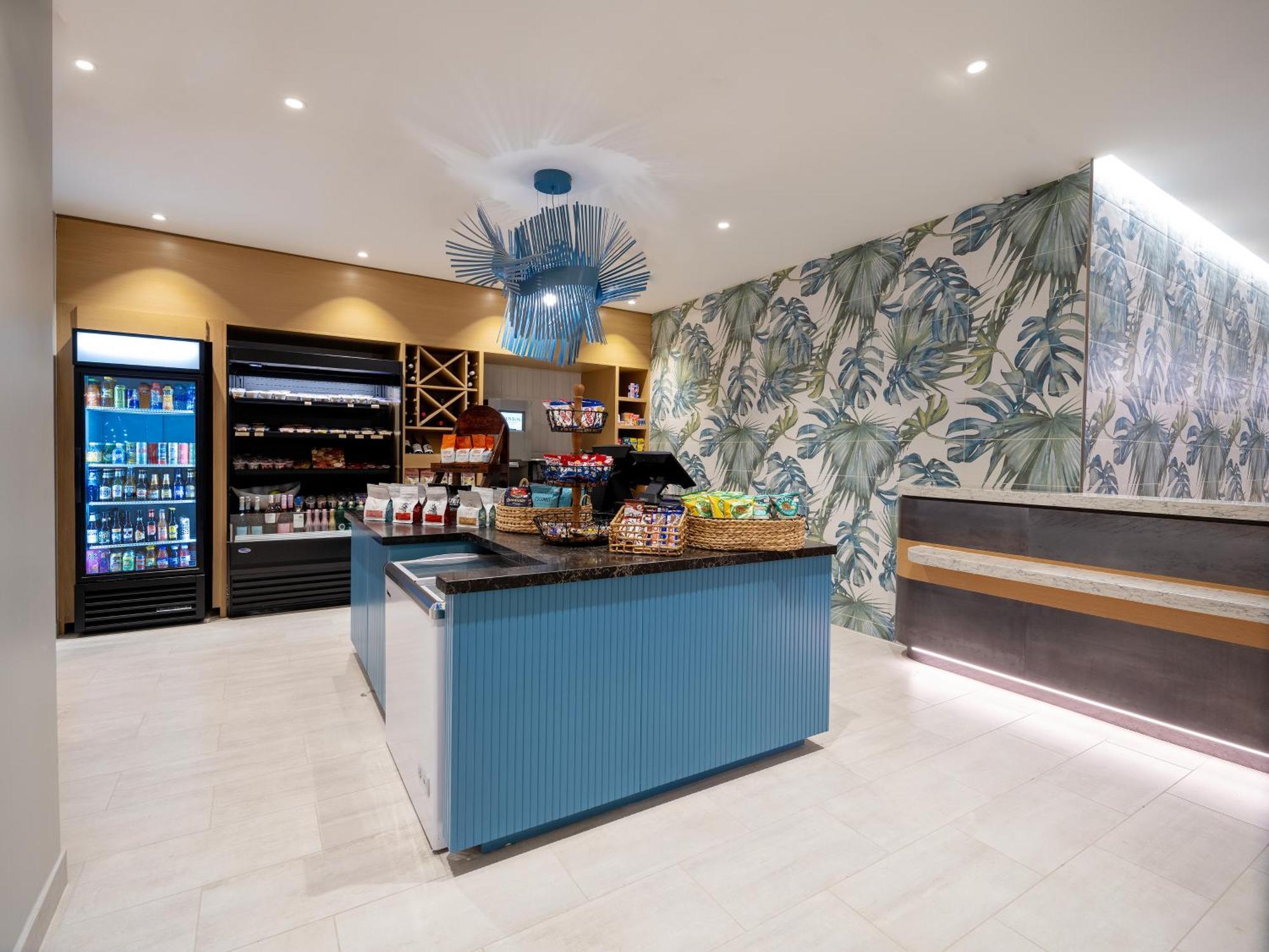 Hilton Garden Inn San Juan Condado Экстерьер фото