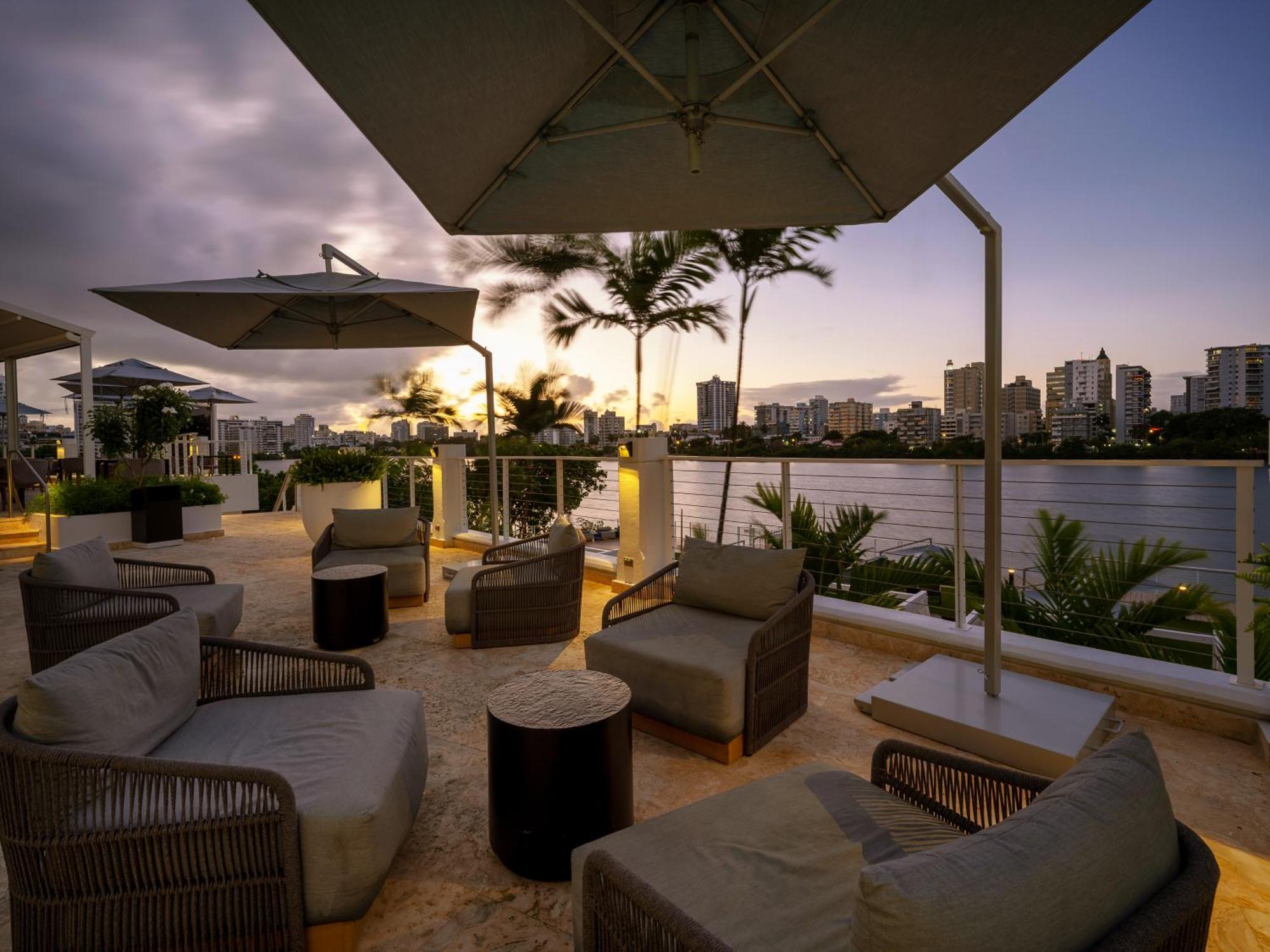 Hilton Garden Inn San Juan Condado Экстерьер фото